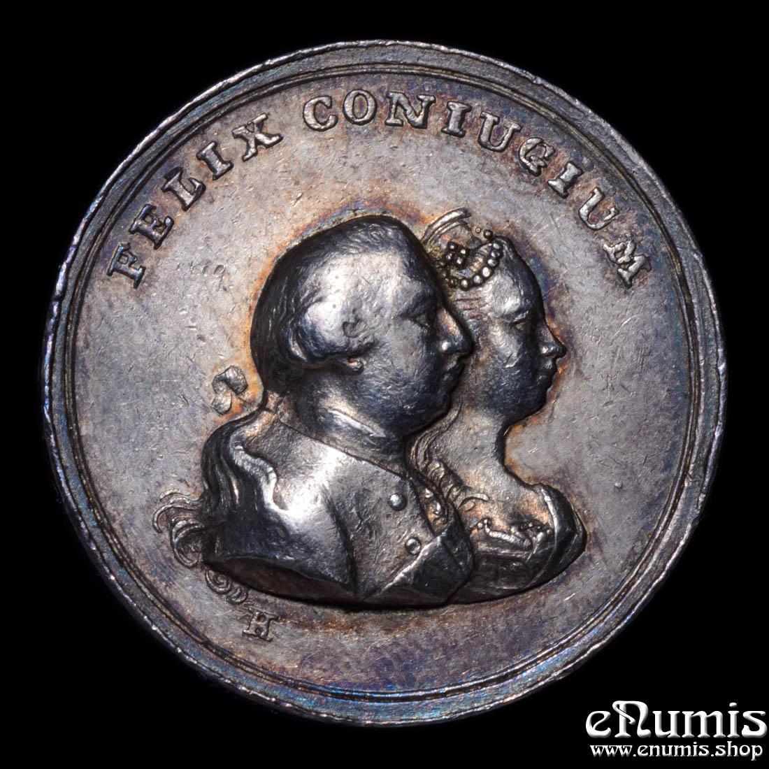 Great Britain, George III, Marriage silver medal 1761, BHM 12, Rare!, XF Great Britain, George III, Marriage silver medal 1761, BHM 12, Rare!, XF